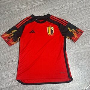 Belgium World Cup 2022 Home Jersey - Youth Boys Sz Large 12–13 Years